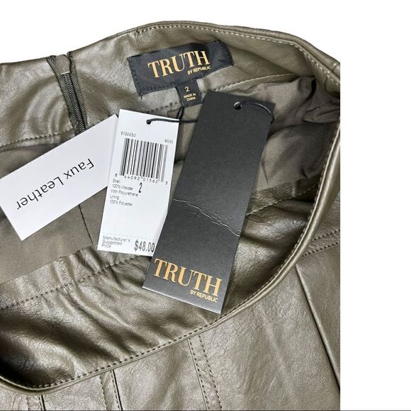 Truth by Republic Faux Leather Miniskirt in Moss Green - Picture 4 of 8